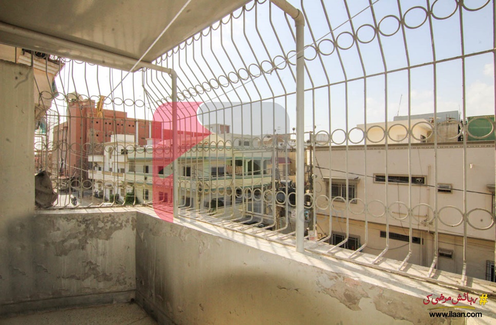 950 ( sq.ft ) apartment for sale ( second floor ) in Safari Comforts, Block 12, Gulistan-e-Johar, Karachi