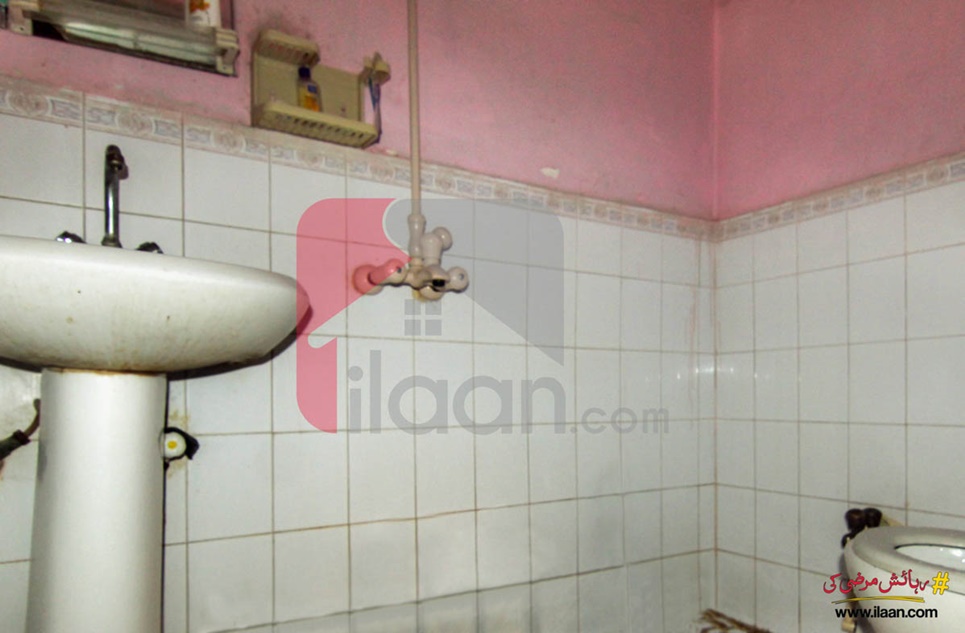 950 ( sq.ft ) apartment for sale ( second floor ) in Safari Comforts, Block 12, Gulistan-e-Johar, Karachi