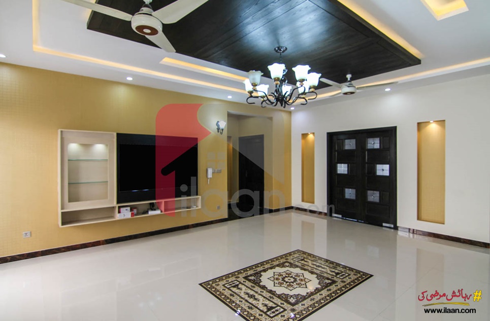 1 kanal house for sale in Block D, Phase 6, DHA, Lahore