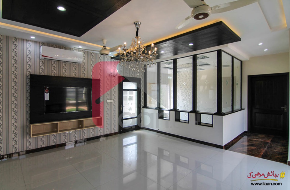 1 kanal house for sale in Block D, Phase 6, DHA, Lahore