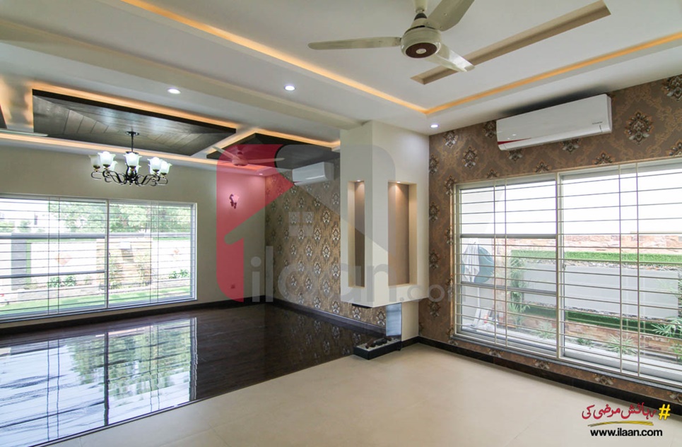 1 kanal house for sale in Block D, Phase 6, DHA, Lahore