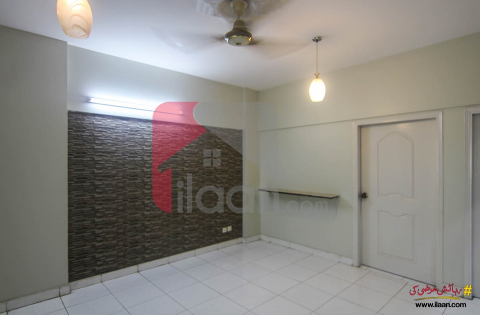 1000 ( sq.ft ) apartment for sale ( second floor ) in Tauheed Commercial Area, Phase 5, DHA, Karachi