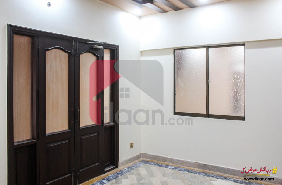 1300 ( sq.ft ) apartment for sale in Block 13/D-2, Gulshan-e-iqbal, Karachi