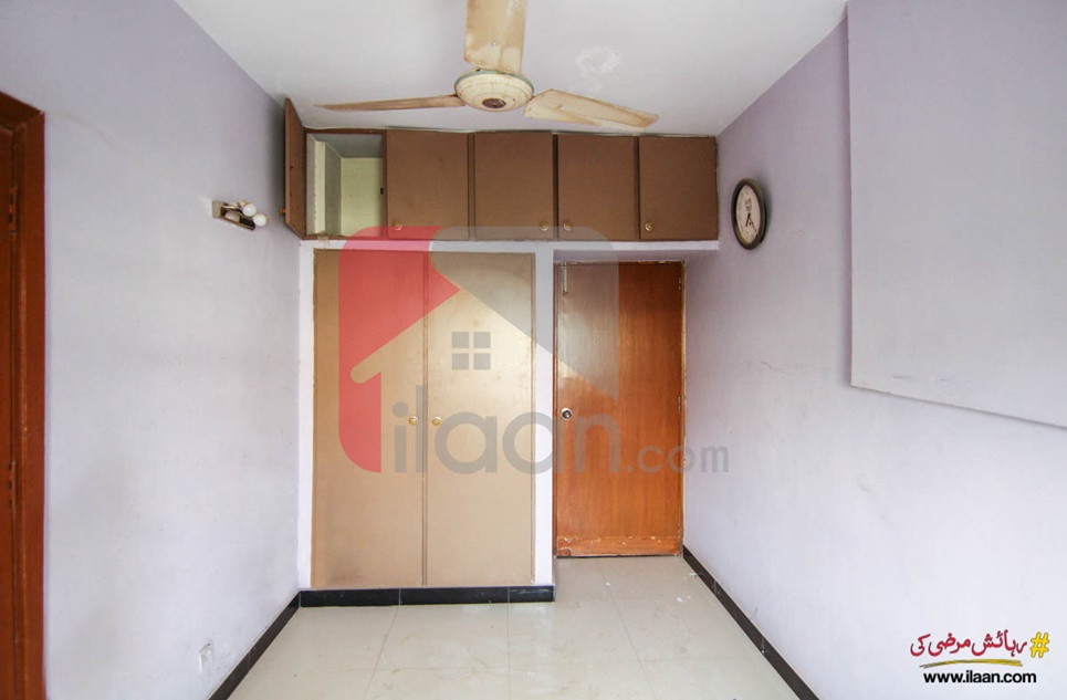 1700 ( sq.ft ) apartment for sale ( third floor ) in Hasan Center, Gulshan-e-Iqbal, Karachi