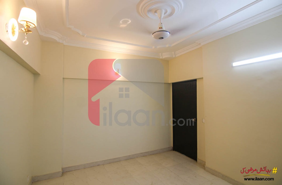 1500 ( sq.ft ) apartment for sale ( fifteenth floor ) in Harmain Royal Residency Apartments, Block 16, Gulshan-e-iqbal, Karachi