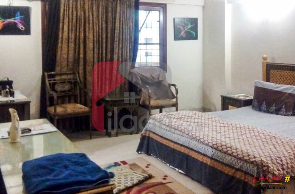 1800 ( sq.ft ) apartment for sale ( first floor ) in Sehar Commercial Area, Phase 7, DHA, Karachi