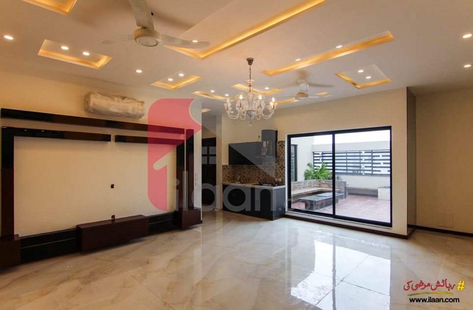 1 kanal house for sale in Block J, Phase 6, DHA, Lahore