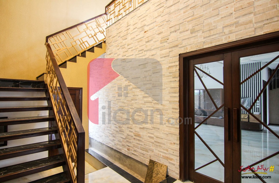 1 kanal house for sale in Block J, Phase 6, DHA, Lahore