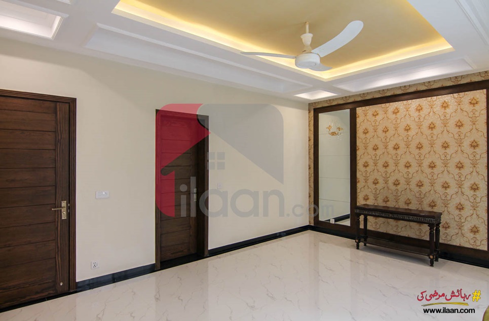 1 kanal house for sale in Block D, Phase 6, DHA, Lahore