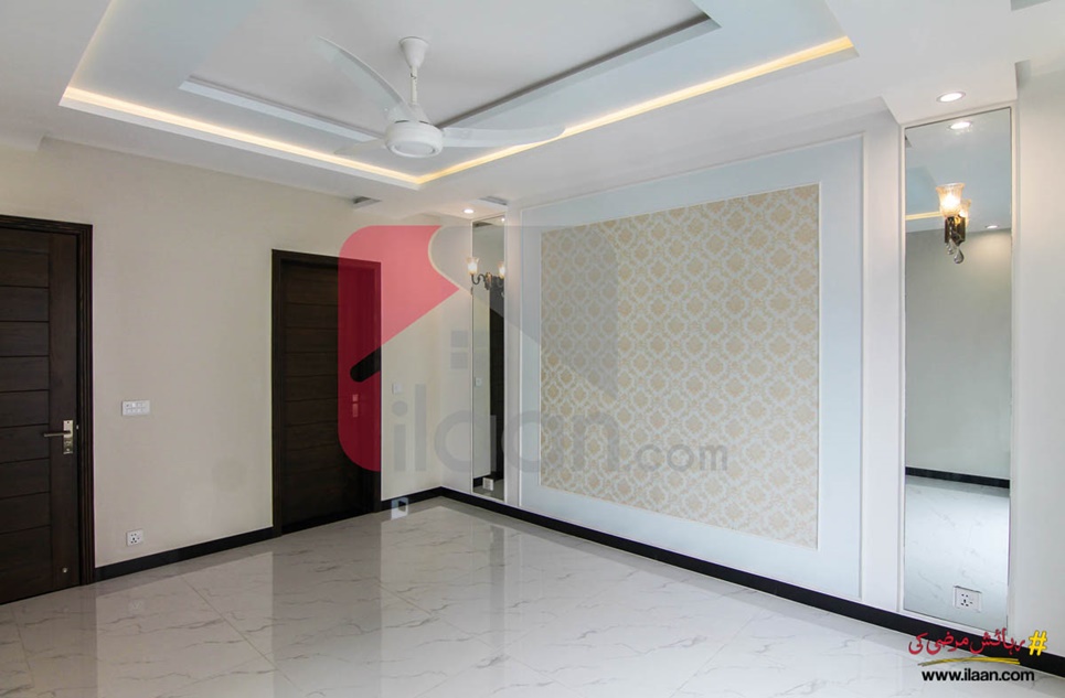 1 kanal house for sale in Block D, Phase 6, DHA, Lahore