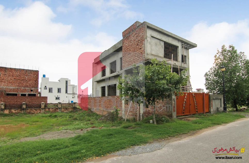 10 marla grey structure house for sale in Sector M5, Lake City, Lahore