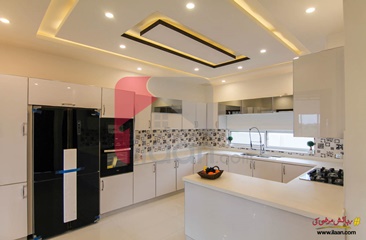 1 kanal house for sale in Block D, Phase 6, DHA, Lahore