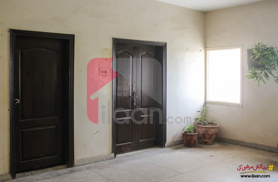 1800 ( sq.ft ) apartment for sale in Phase 5, DHA, Karachi