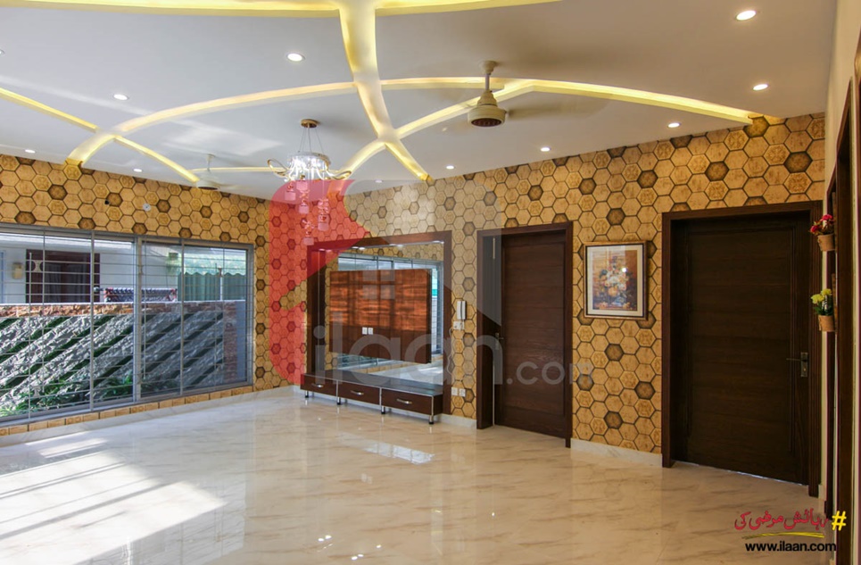 12 marla house for sale in Block G, Phase 1, State Life Housing Society, Lahore