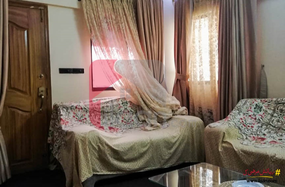 2600 ( sq.ft ) apartment for sale ( fifth floor ) in Block 13D-1, Gulshan-e-iqbal, Karachi