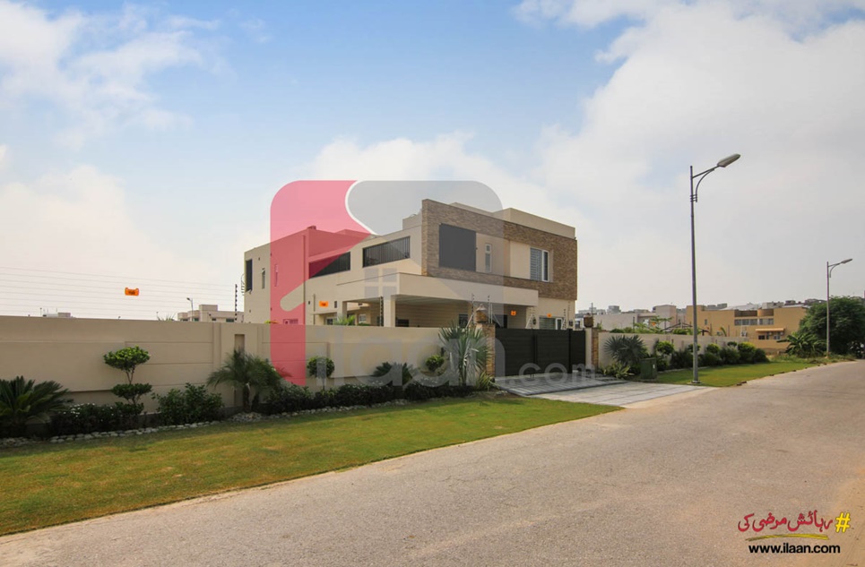 3 kanal house for sale in Phase 6, DHA, Lahore
