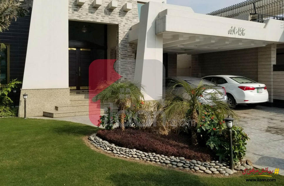 2 kanal house for sale in Block R, Phase 2, DHA, Lahore