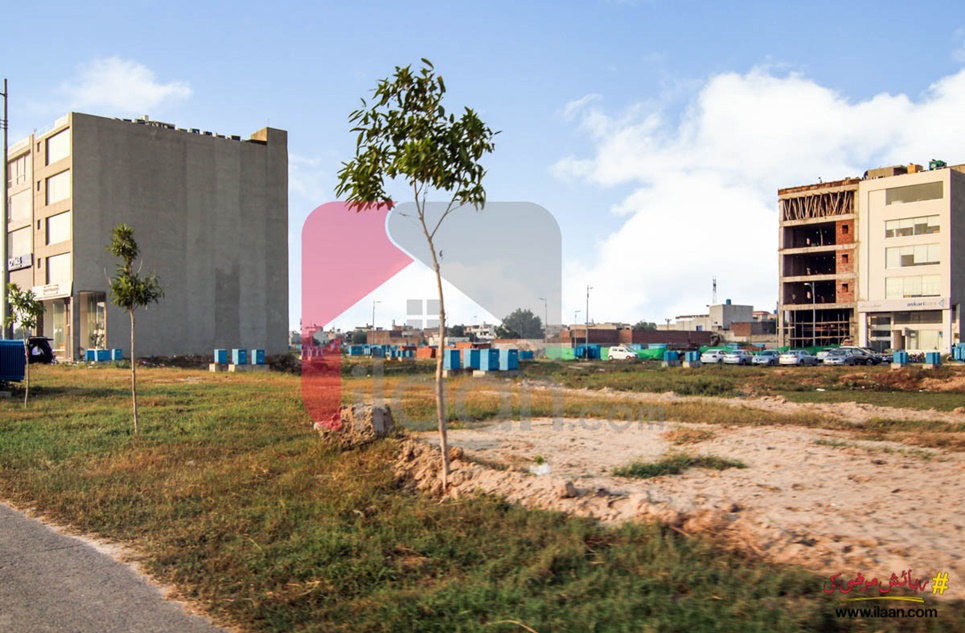 1 Kanal Plot (Plot no 219) for Sale in Block B, Phase 8 - Commercial Broadway, DHA Lahore 