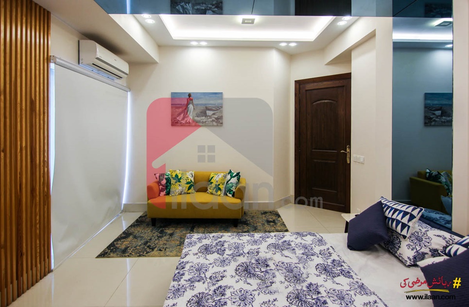 2625 ( sq.ft ) apartment for sale ( first floor ) in Block 7, Clifton, Karachi