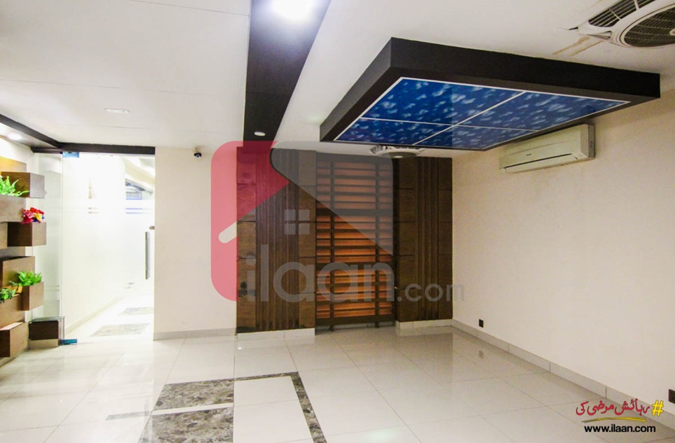 1300 ( sq.ft ) apartment for sale ( ninth floor ) in Civil Lines, Karachi