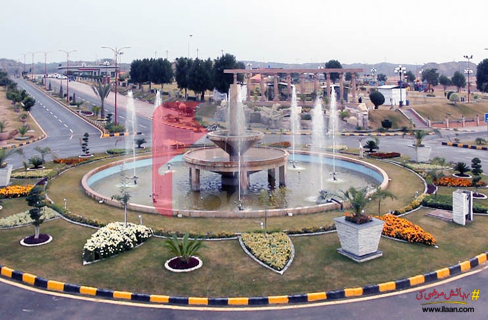 2 marla commercial plot for sale in Grand City, Kharian