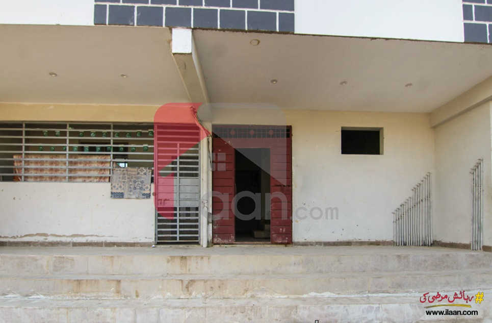 1150 ( sq.ft ) apartment for sale ( third floor ) in Quetta Town, Sector 18A, Scheme 33, Karachi