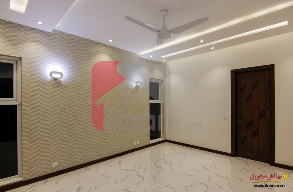 1 kanal house for sale in Block F, Phase 6, DHA, Lahore