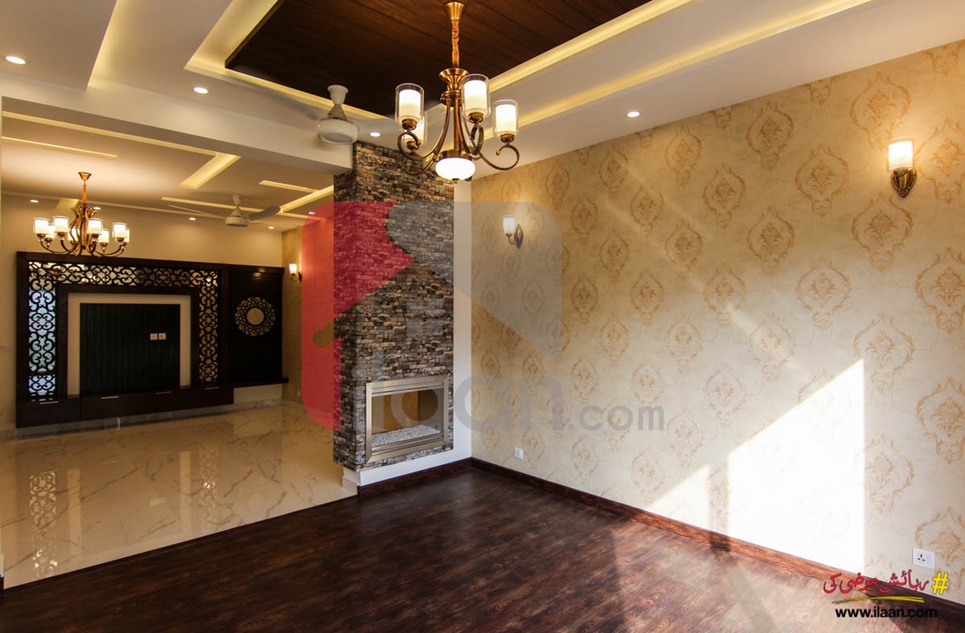 10 marla house for sale in Block F, State Life Housing Society, Lahore