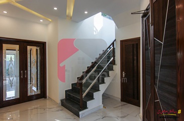 10 marla house for sale in Block G, State Life Housing Society, Lahore