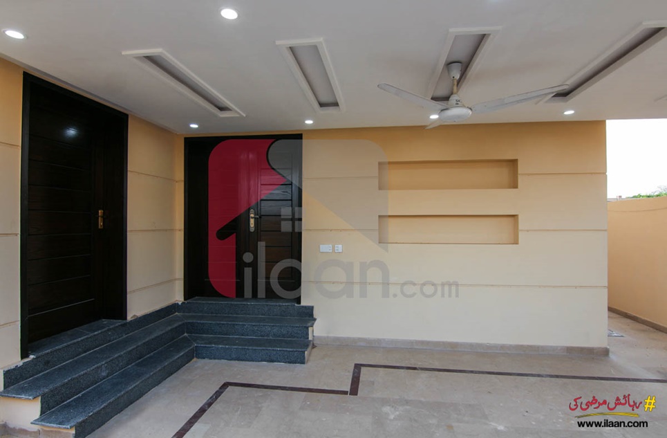 8.5 marla house for sale in Mounds Block, Paragon City, Lahore