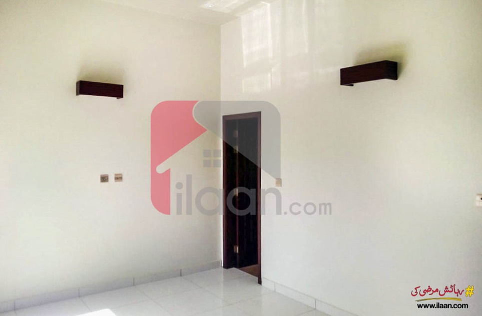 100 ( square yard ) house for sale in Phase 8, DHA, Karachi