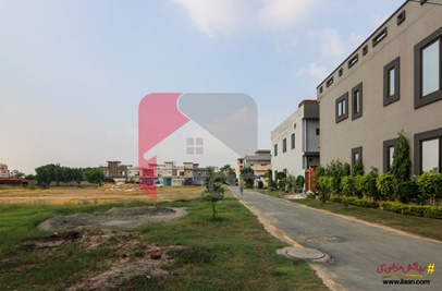 5 Marla Plot for Sale in Sapphire Block Park View City Lahore