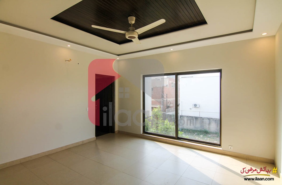 1 kanal house for sale in Block H, Phase 5, DHA, Lahore