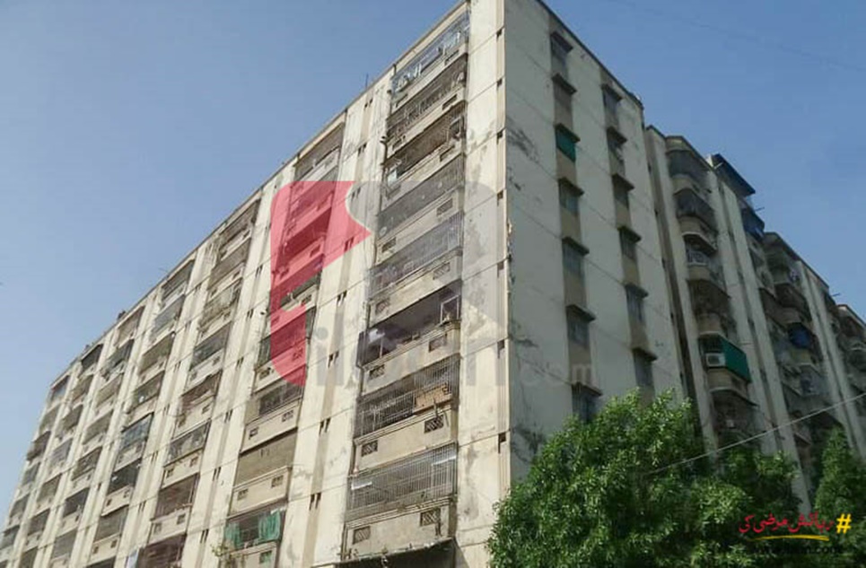 1300 ( sq.ft ) apartment for sale ( second floor ) near Johar Chowrangi, Block 13, Gulistan-e-Johar, Karachi