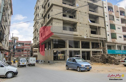 1350 ( sq.ft ) apartment for sale ( third floor ) on University Road, Block 7, Gulistan-e-Johar, Karachi
