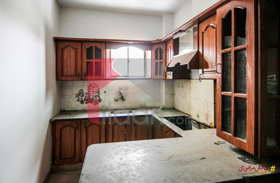 950 ( sq.ft ) apartment for sale ( third floor ) in  Euro Heights, Block 7, Gulistan-e-Johar, Karachi