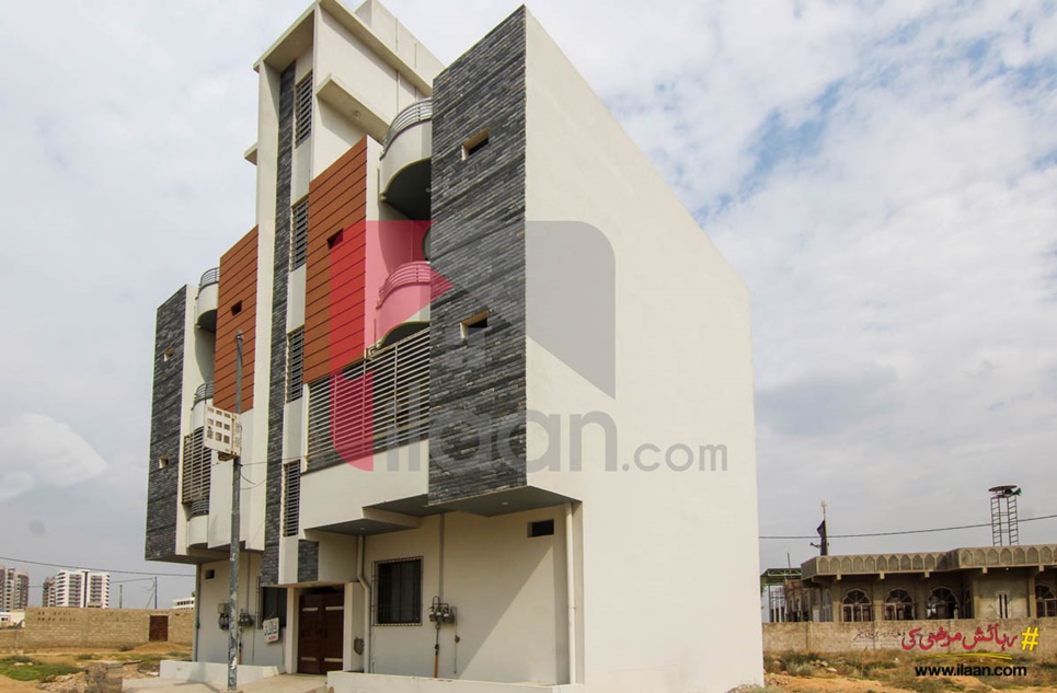 850 ( sq.ft ) apartment for sale ( second floor ) in KESC Society, Main Safoora Chowrangi, Karachi