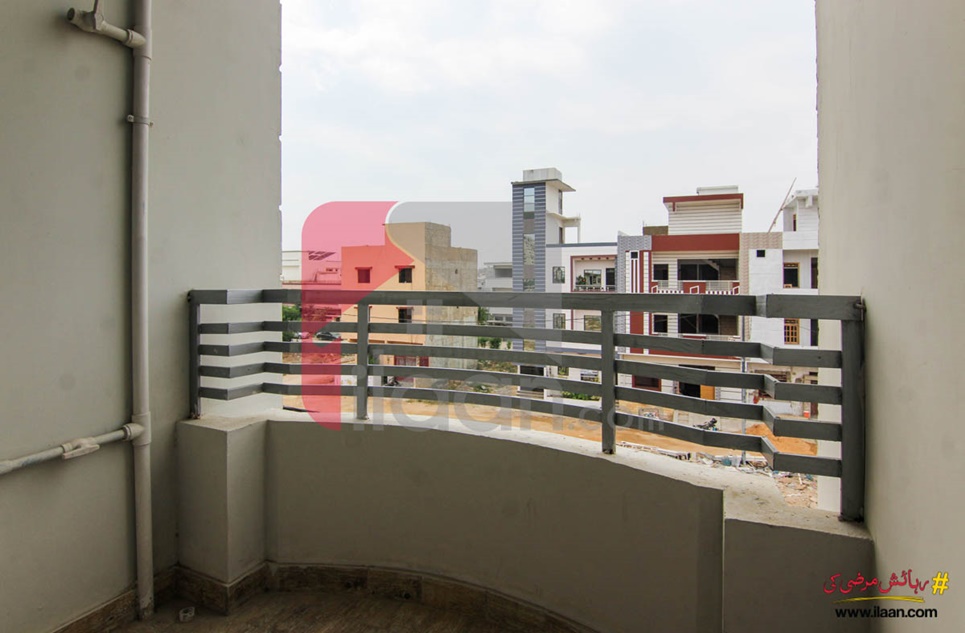 850 ( sq.ft ) apartment for sale ( second floor ) in KESC Society, Main Safoora Chowrangi, Karachi