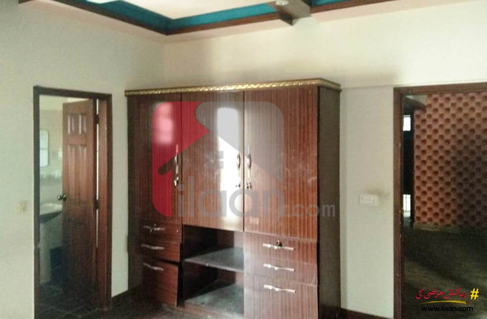 2800 ( sq.ft ) apartment for sale ( third floor ) in Phase 5, DHA, Karachi
