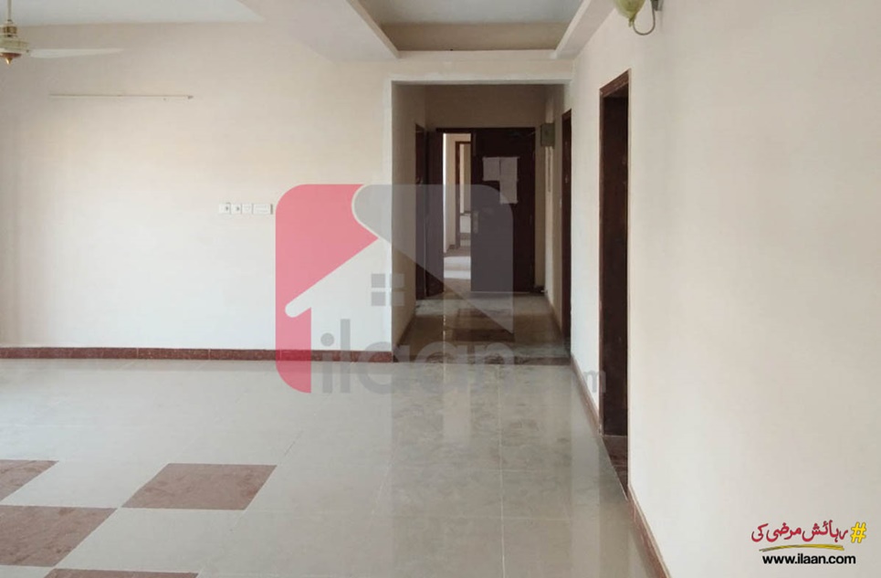 2575 ( sq.ft ) apartment for sale ( fourth floor ) in Askari 5, Karachi