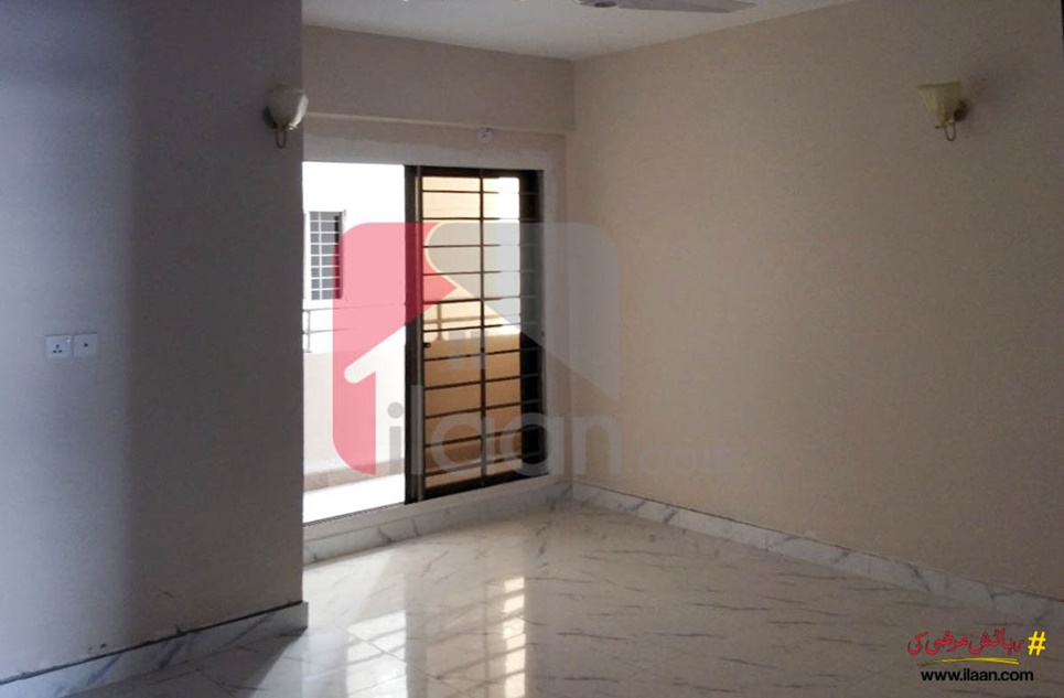 2575 ( sq.ft ) apartment for sale ( fifth floor ) in Askari 5, Karachi