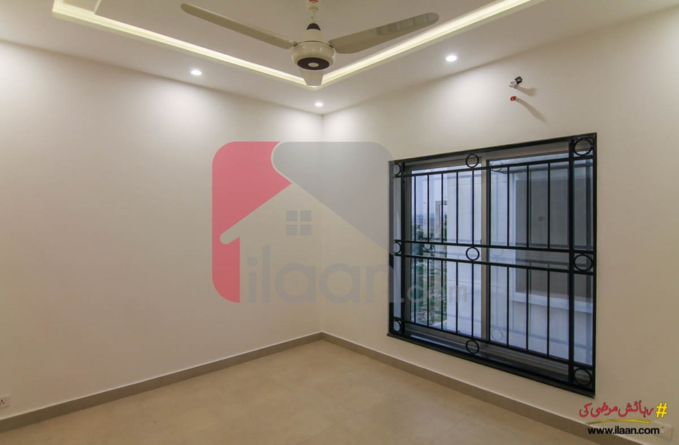 10 marla house for sale in Block H, Phase 2, Dream Gardens, Lahore