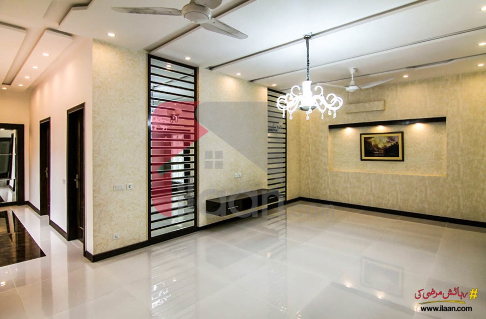 1 kanal house for sale in Wapda Town, Lahore