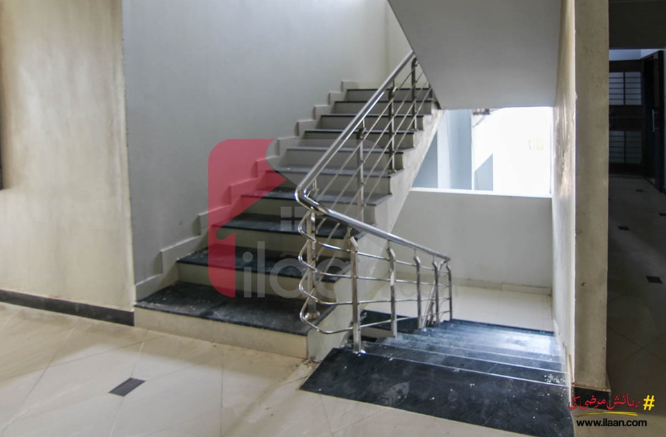 1400 ( sq.ft ) apartment for sale in ( eighth floor ) Block H, North Nazimabad Town, Karachi