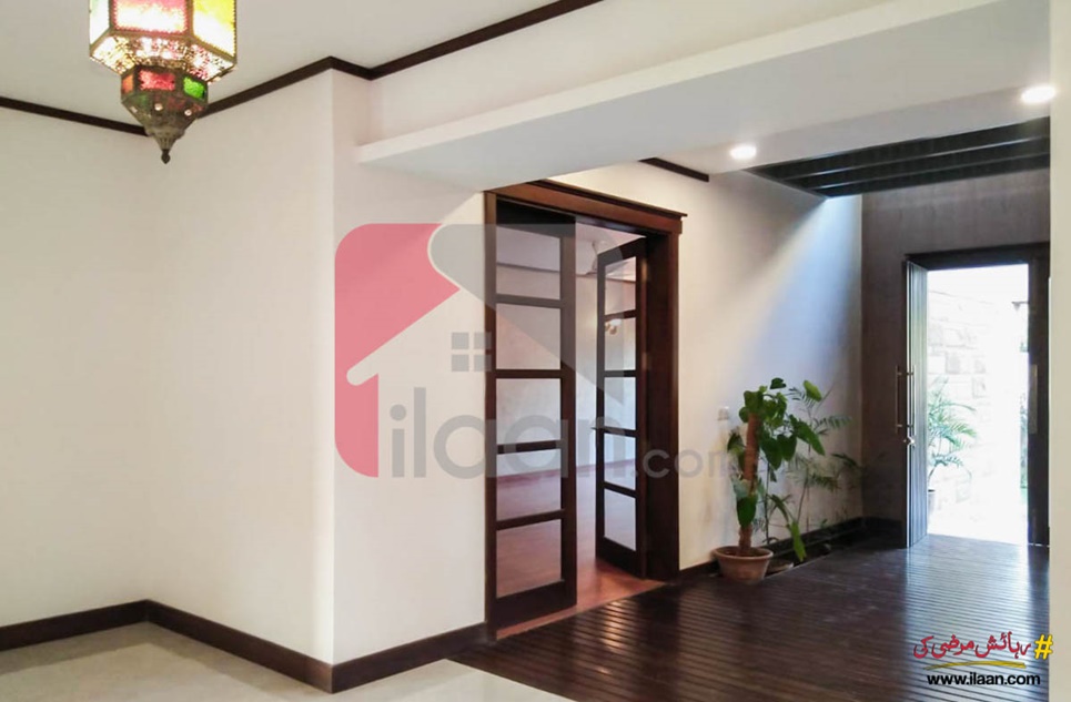 650 ( square yard ) house for sale in Phase 6, DHA, Karachi