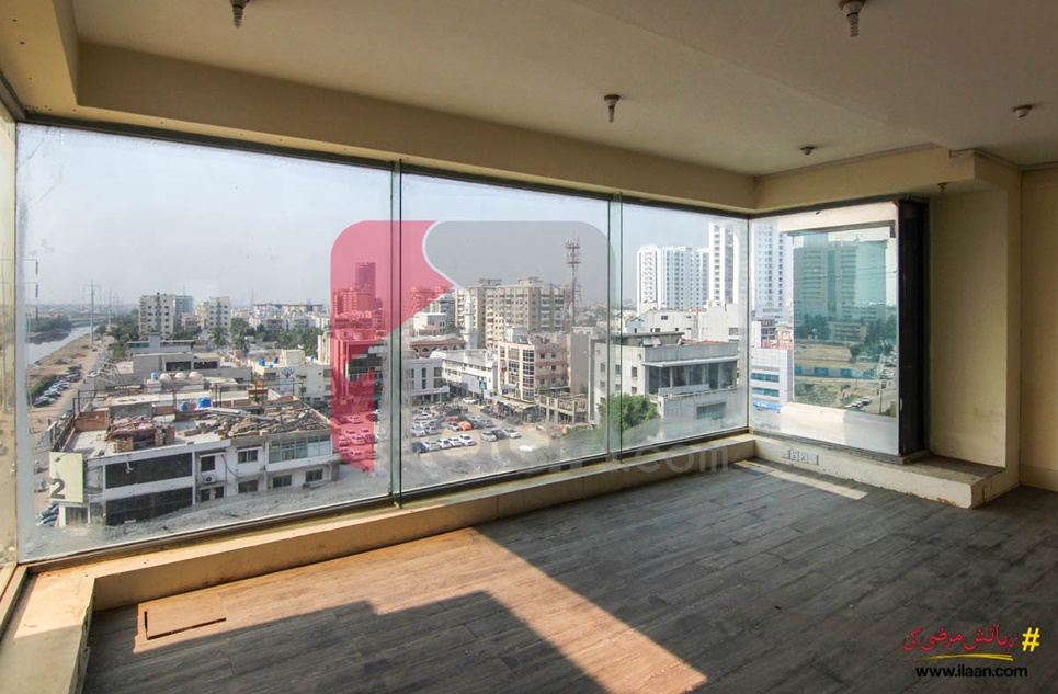 4400 ( sq.ft ) office for sale ( seventh floor ) Near Ocean Mall, 2 Talwar Clifton, Karachi 