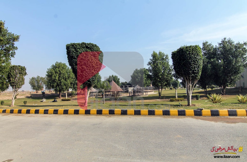 1 Kanal Plot for Sale in Block Q, Khayaban-e-Amin, Lahore