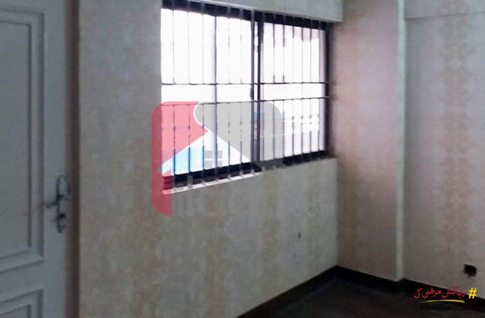 1500 ( sq.ft ) apartment for sale ( seventh floor) in Block 2, Clifton, Karachi