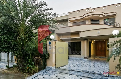 11 marla house for sale in Guldasht Town, Lahore