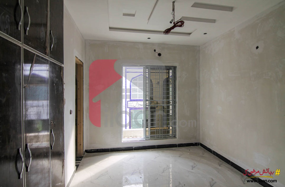 5 marla house for sale in Block G4, Johar Town, Lahore